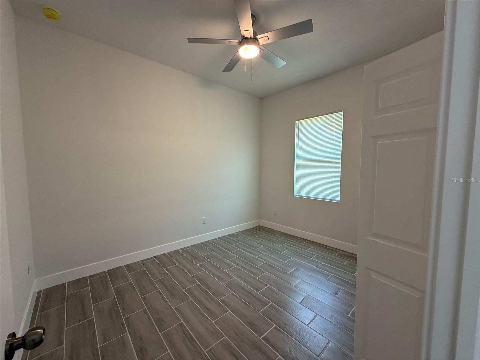 Image 19 of 38 For 358 Albatross Road