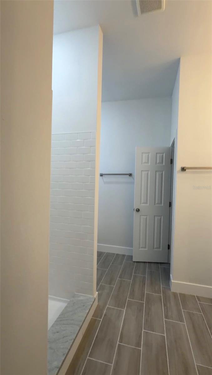 Image 29 of 38 For 358 Albatross Road