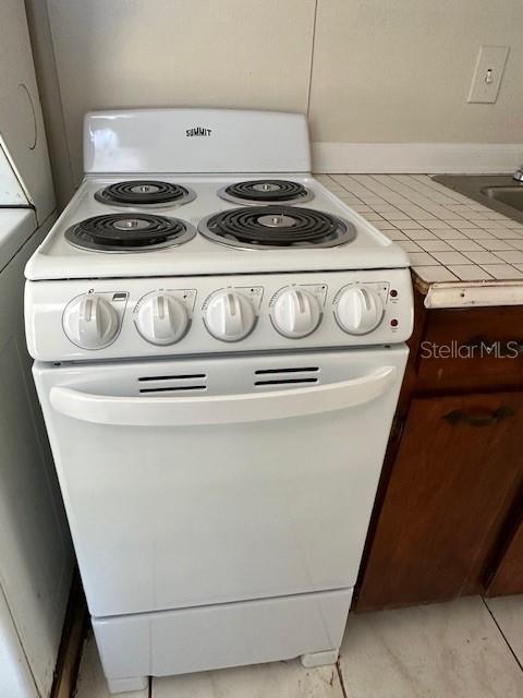 Image 6 of 13 For 2709 Club Circle