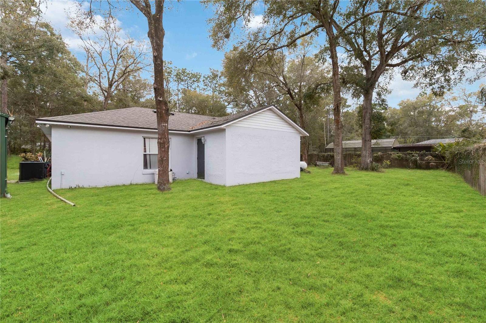 Image 26 of 29 For 26141 Grassey Sprain Avenue