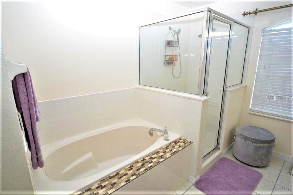 Image 22 of 40 For 13900 Fox Glove Street