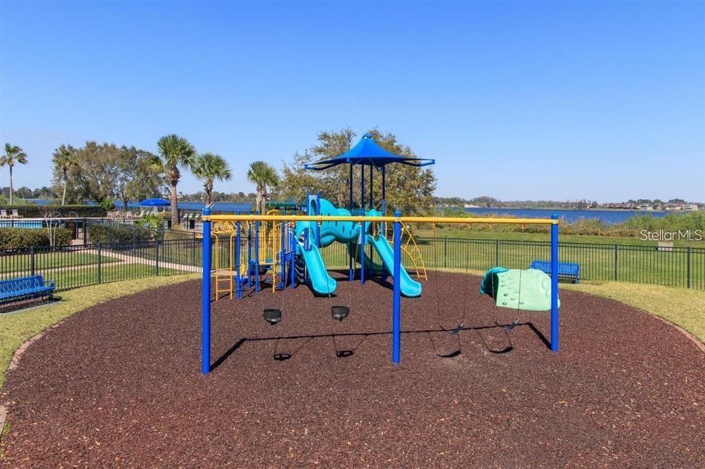 Image 37 of 40 For 13900 Fox Glove Street