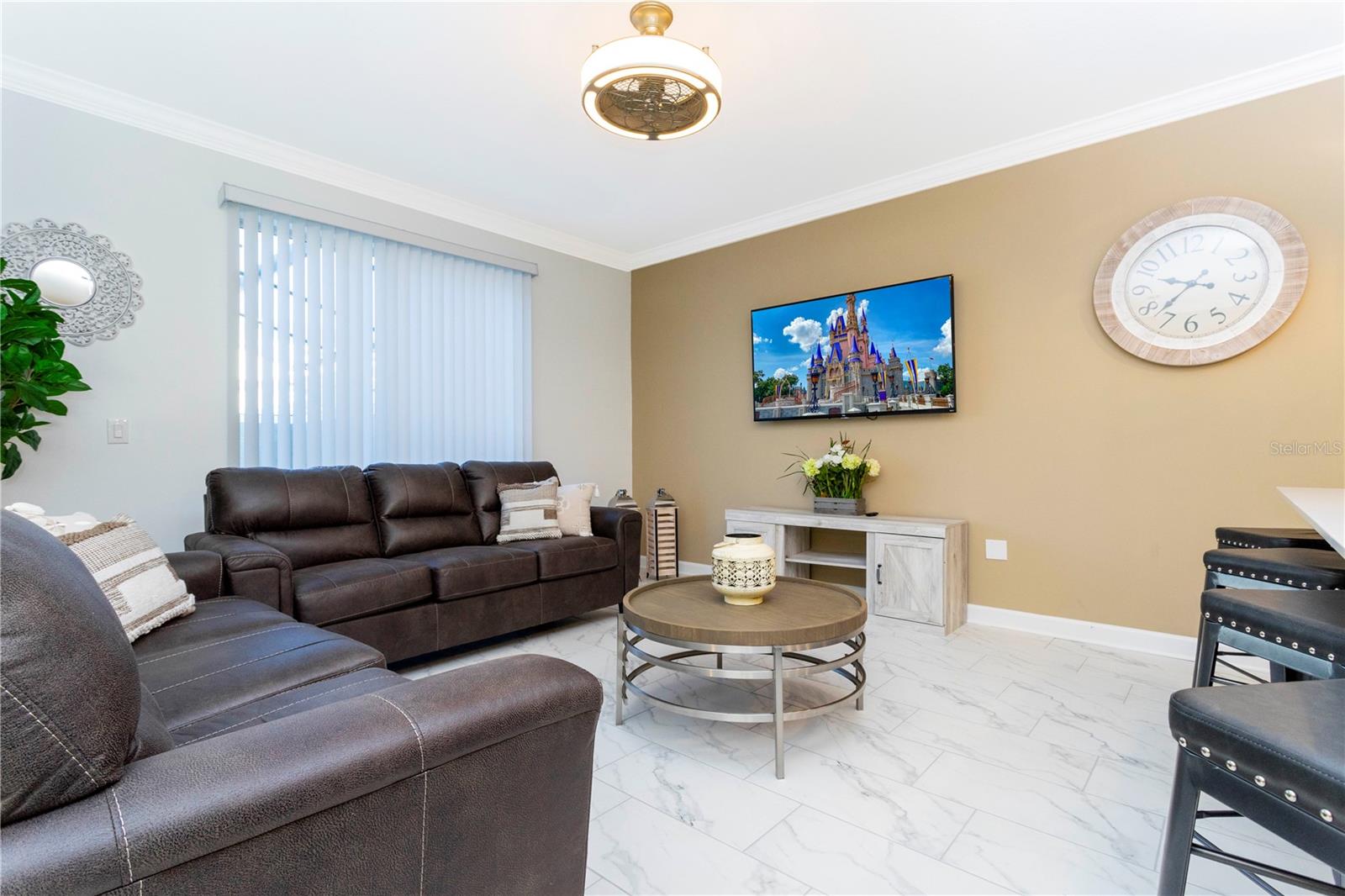 Image 10 of 53 For 2956 Protagonist Street