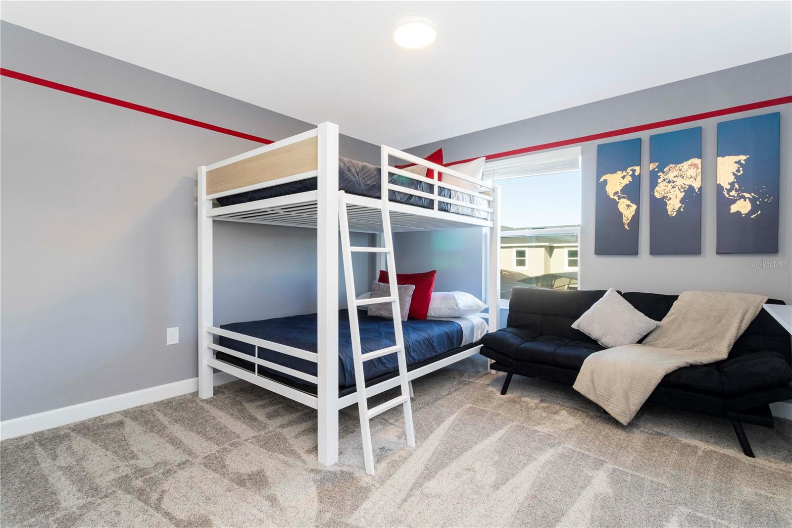 Image 28 of 53 For 2956 Protagonist Street