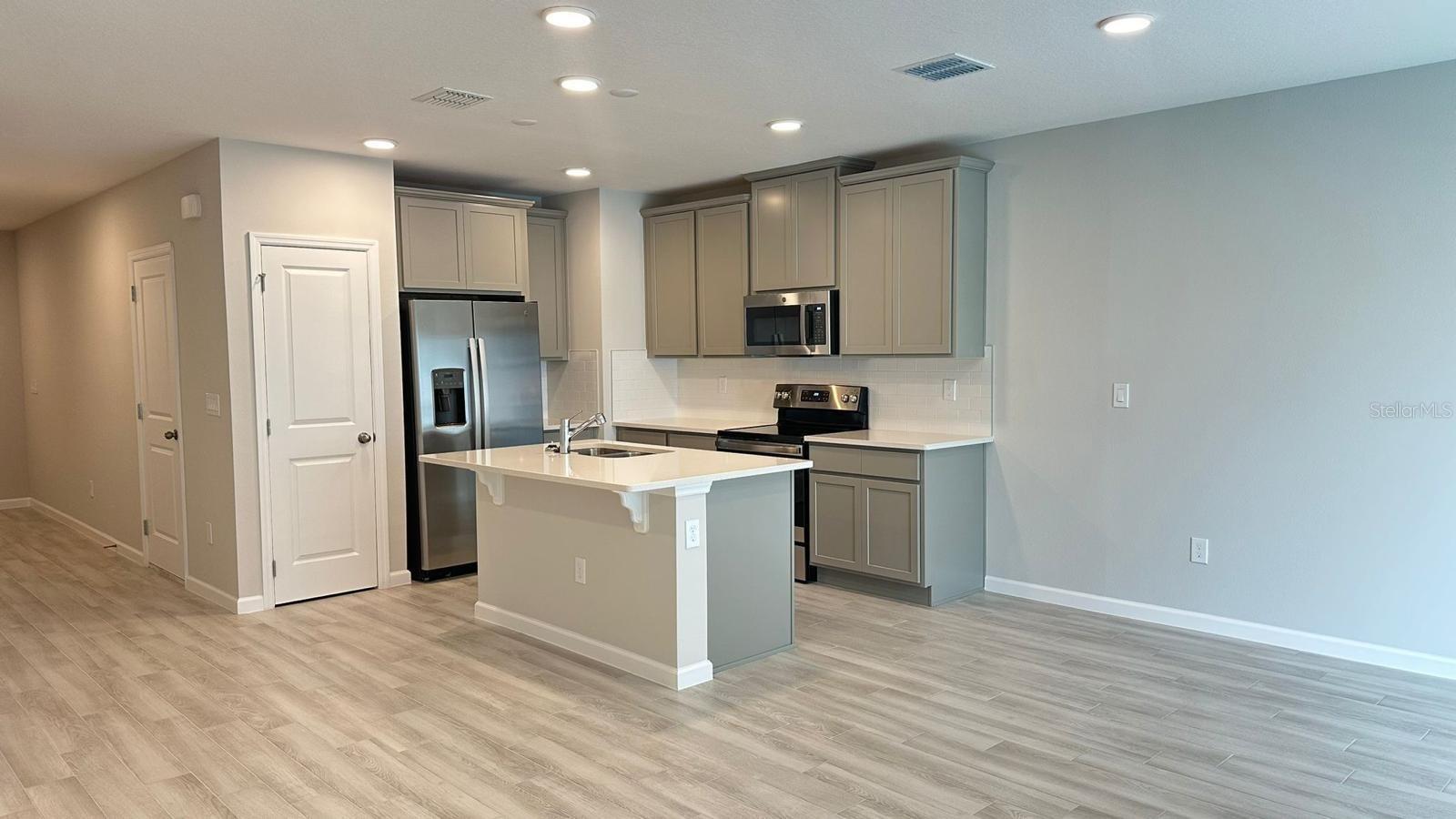 Image 3 of 11 For 4988 Prairie Preserve Run