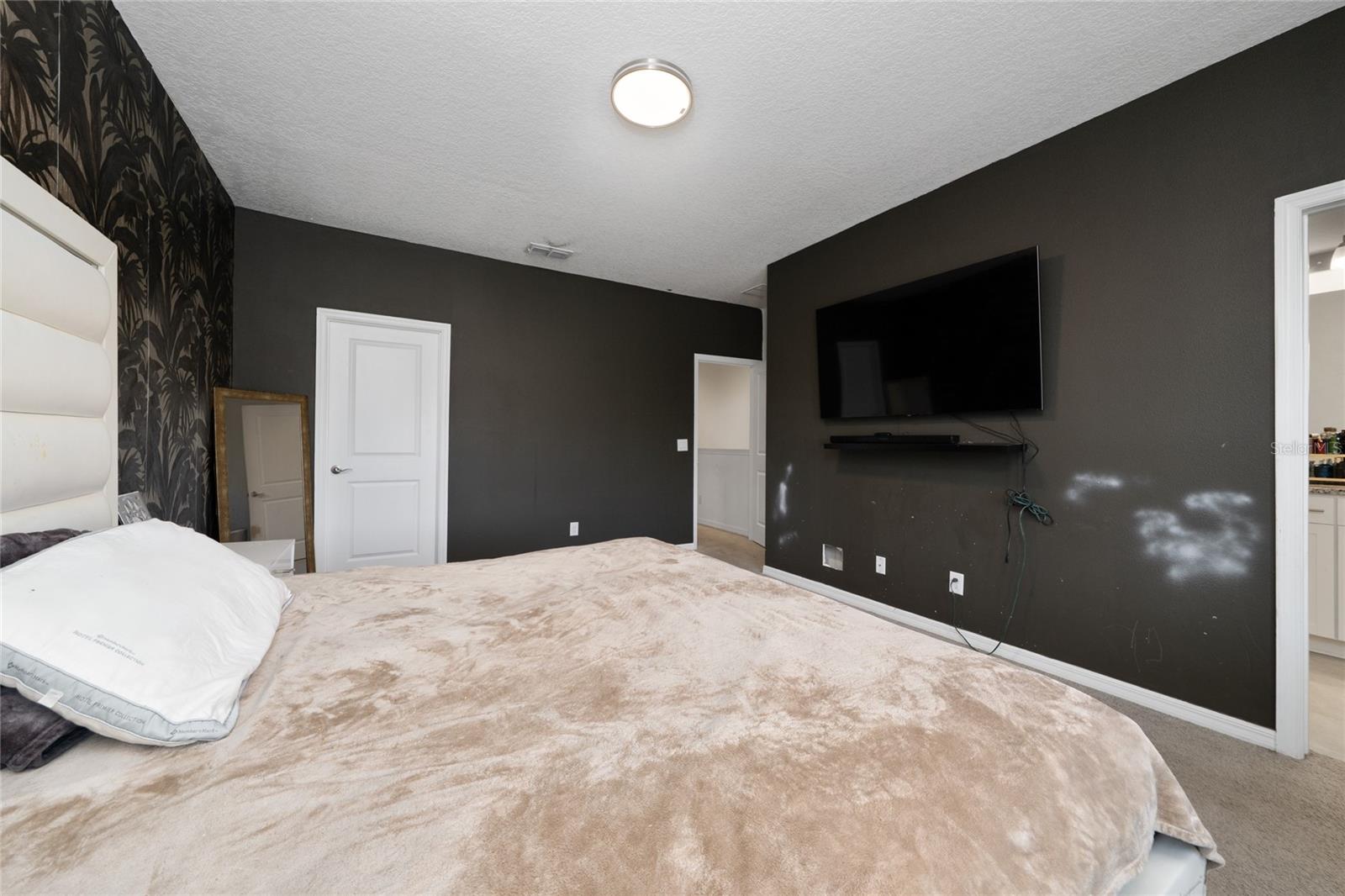 Image 16 of 16 For 15659 Jungle Alley