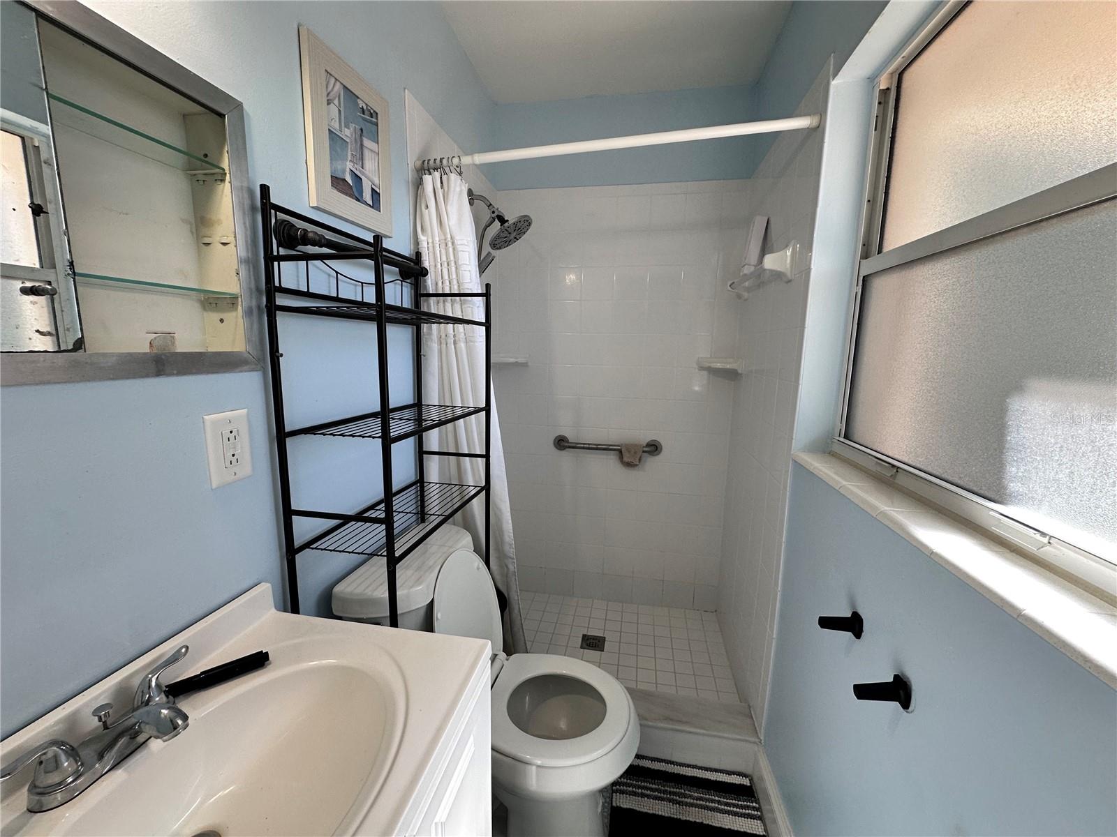 Image 8 of 19 For 7964 Volvo Street