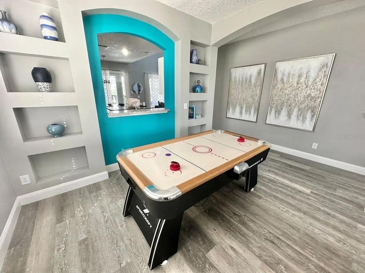 Image 13 of 28 For 8503 Sunrise Key Drive