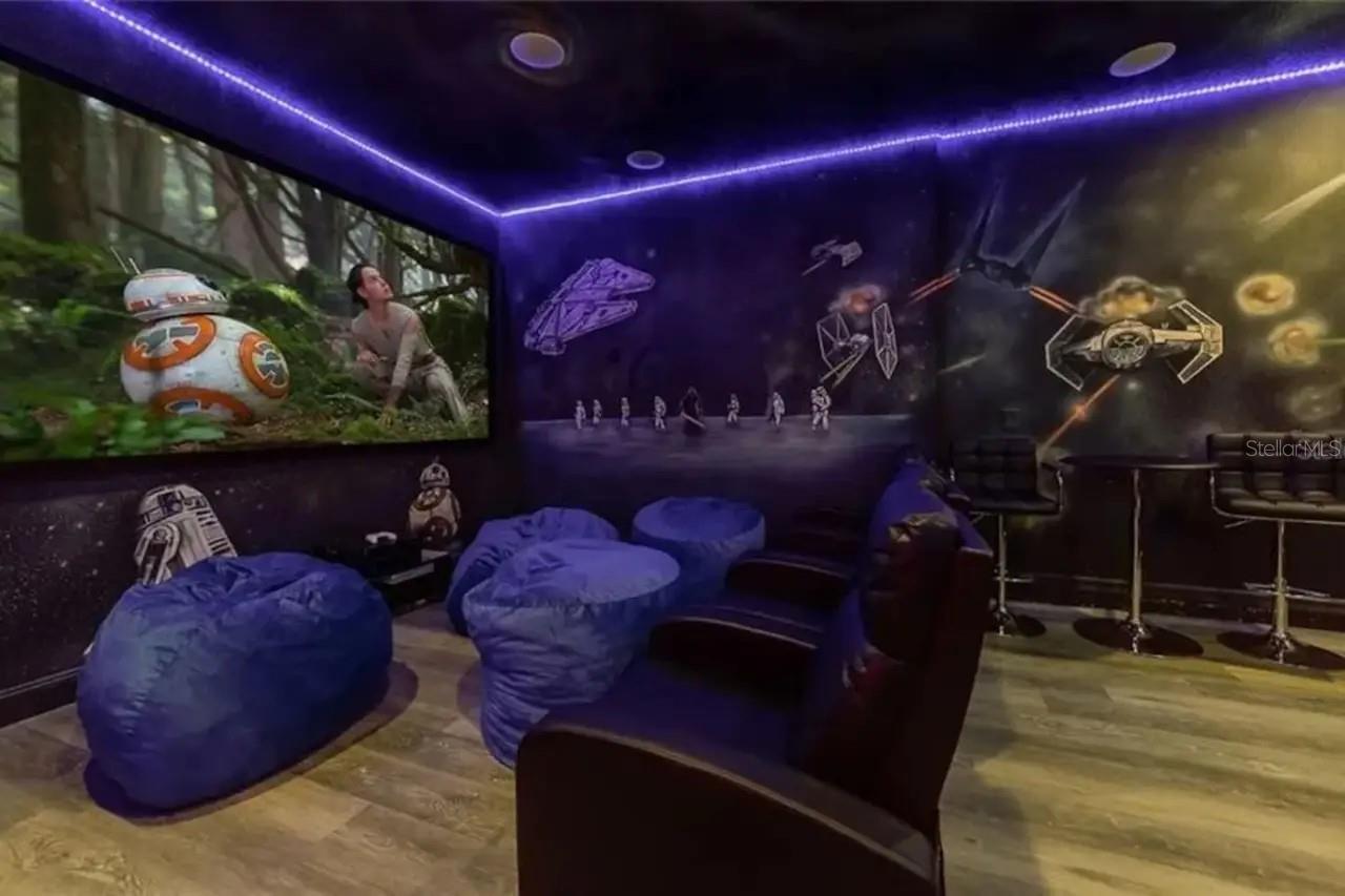 Image 4 of 28 For 8503 Sunrise Key Drive