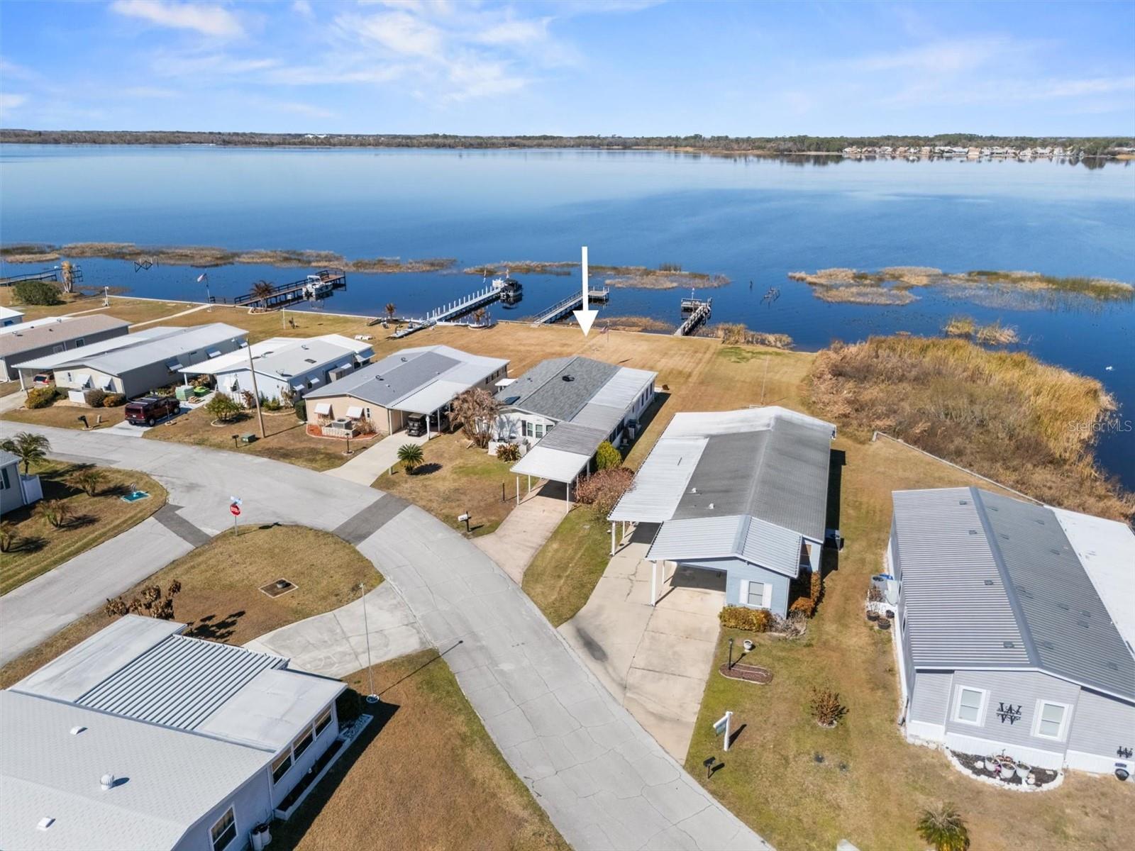 Details for 6825 Lake Henry Drive Ne, WINTER HAVEN, FL 33881