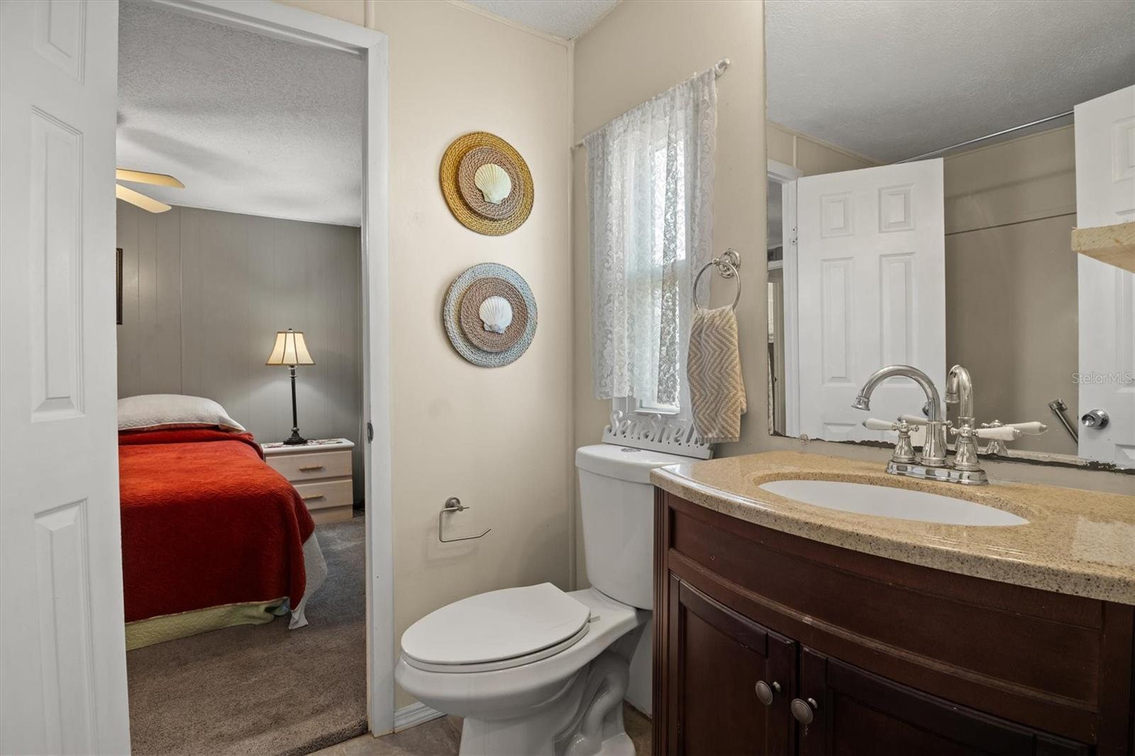 Image 26 of 42 For 6825 Lake Henry Drive Ne