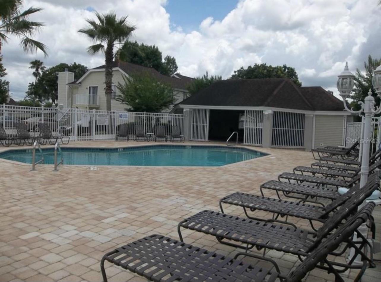 Image 12 of 13 For 3110 Fox Squirrel Dr Drives C