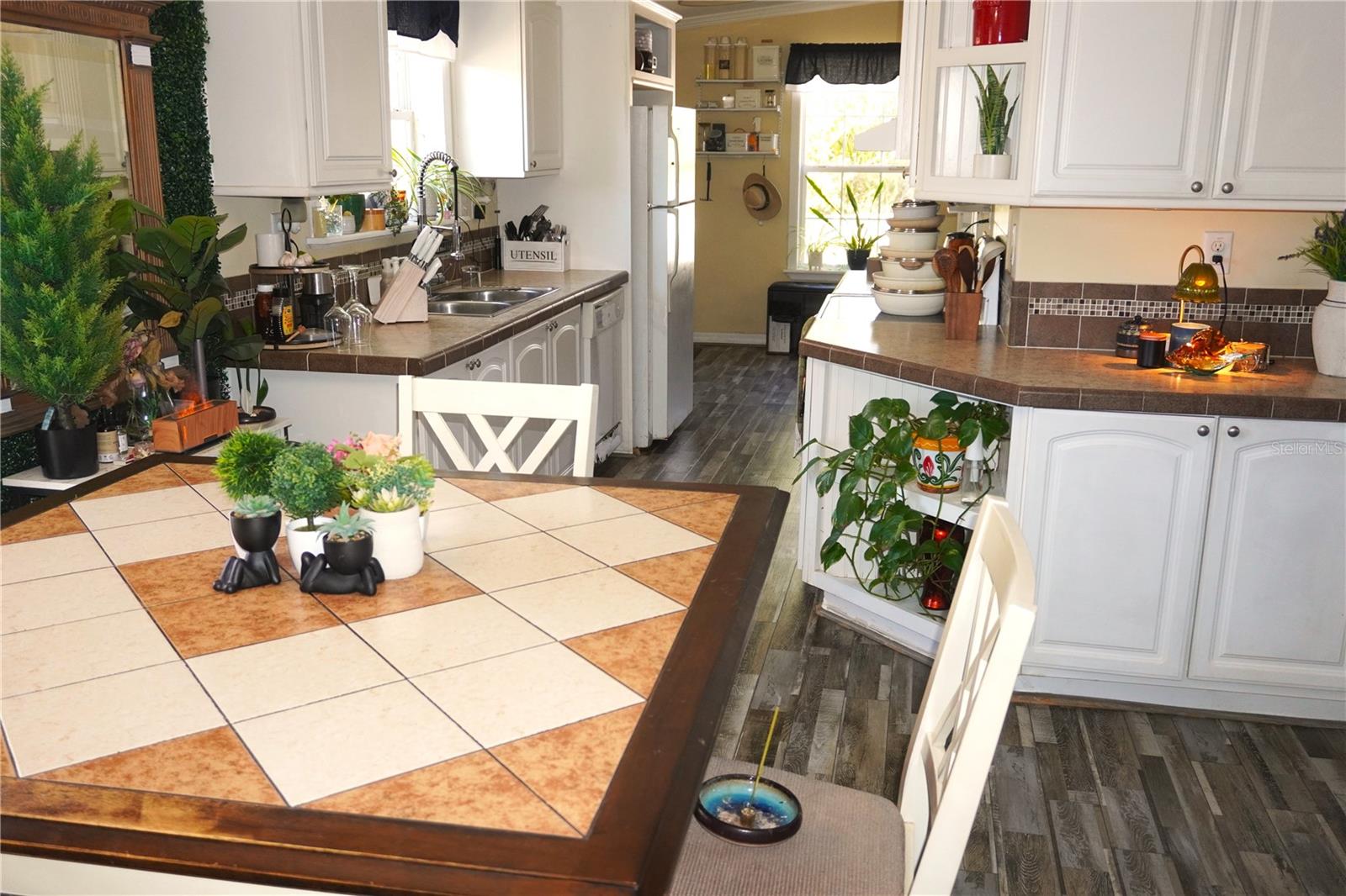 Image 20 of 35 For 3605 Late Morning