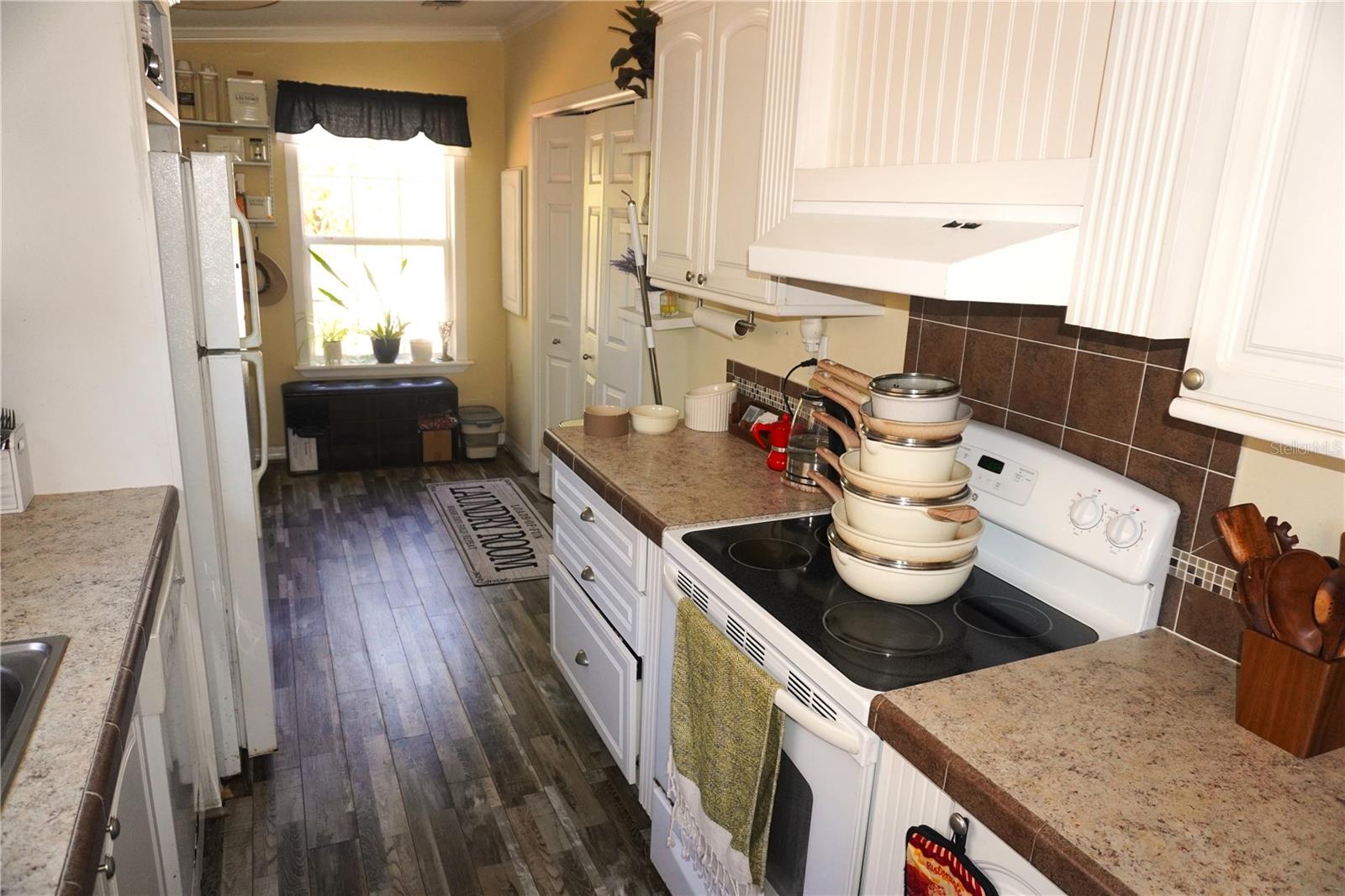 Image 24 of 35 For 3605 Late Morning