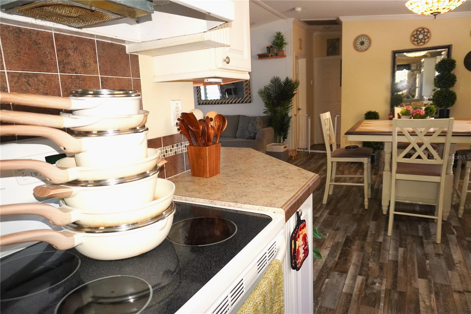 Image 26 of 35 For 3605 Late Morning