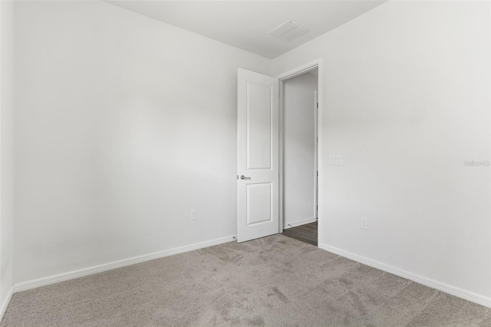 Image 30 of 42 For 36887 Highland Meadows Court