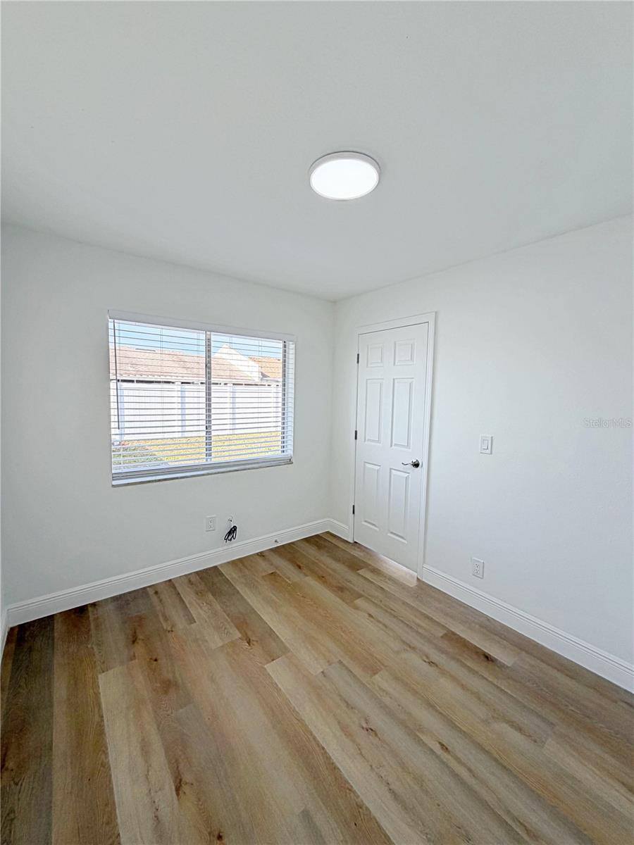 Image 7 of 18 For 11036 Greenline Way