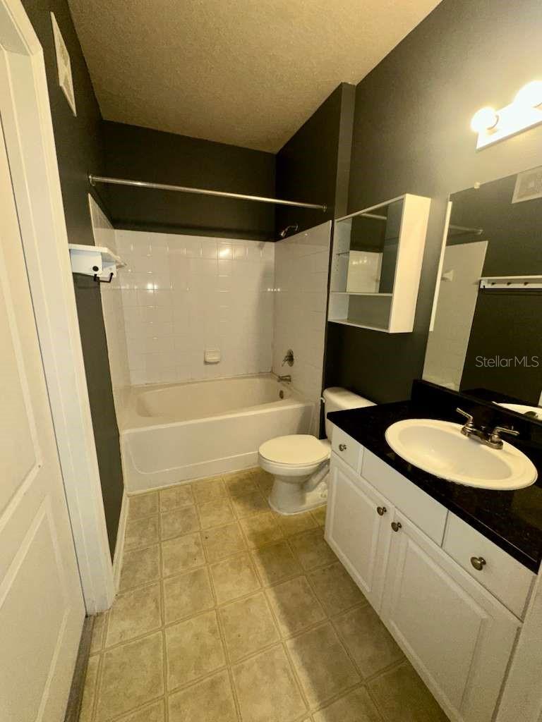 Image 13 of 35 For 8836 Villa View Circle 208