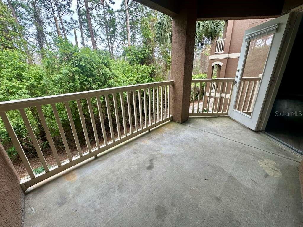 Image 15 of 35 For 8836 Villa View Circle 208