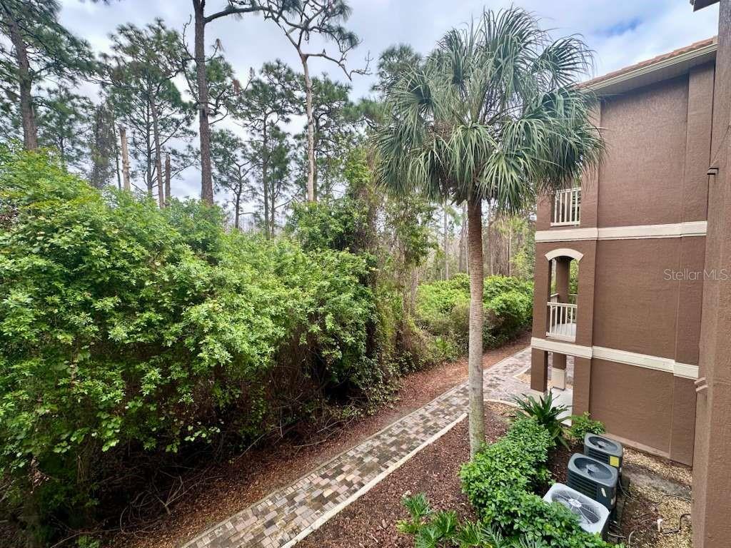 Image 16 of 35 For 8836 Villa View Circle 208