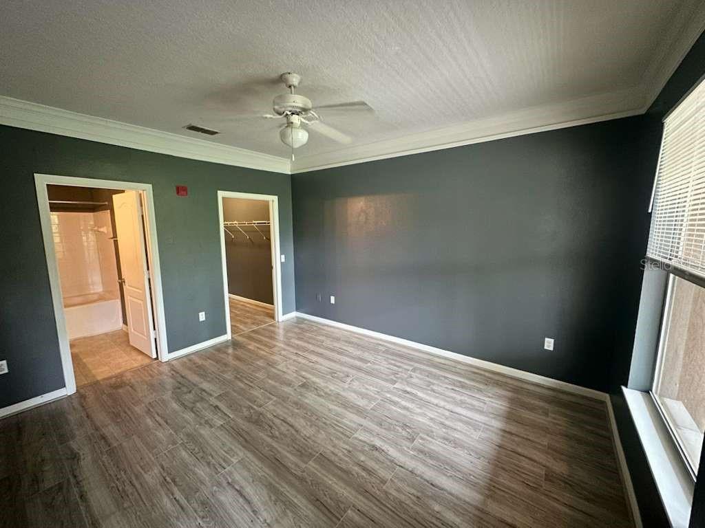 Image 7 of 35 For 8836 Villa View Circle 208