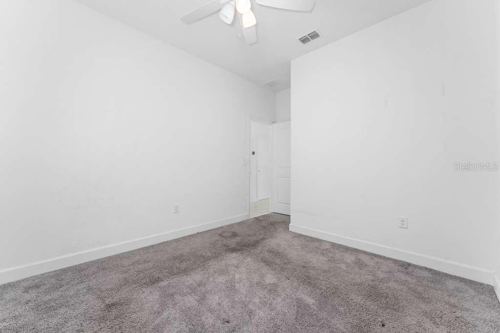 Image 11 of 25 For 520 Overpool Avenue