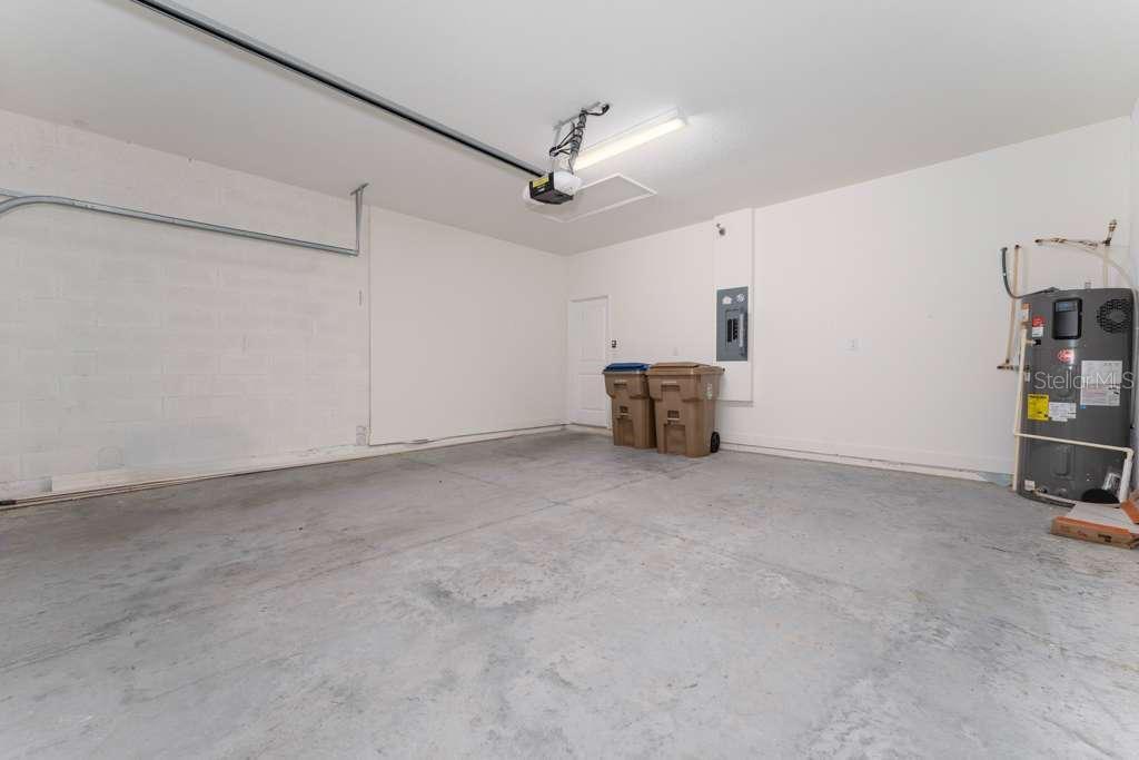 Image 5 of 25 For 520 Overpool Avenue