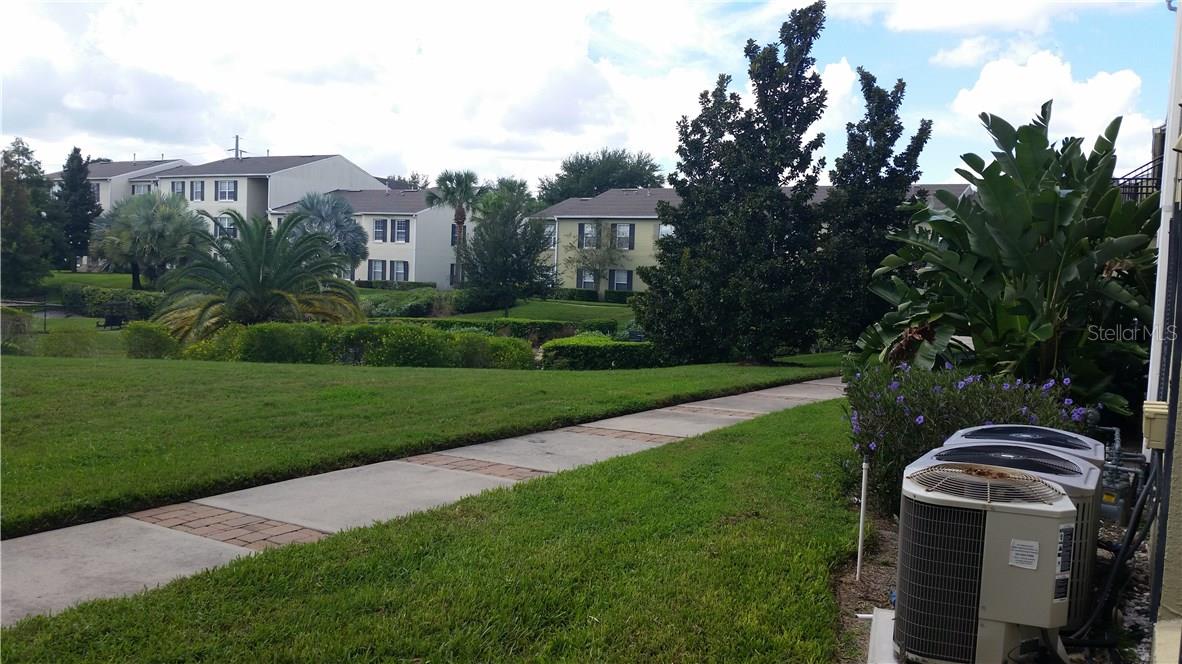 Image 13 of 32 For 2041 Dixie Belle Drive K