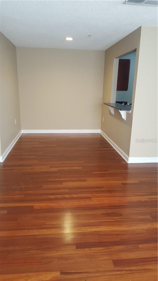 Image 5 of 32 For 2041 Dixie Belle Drive K