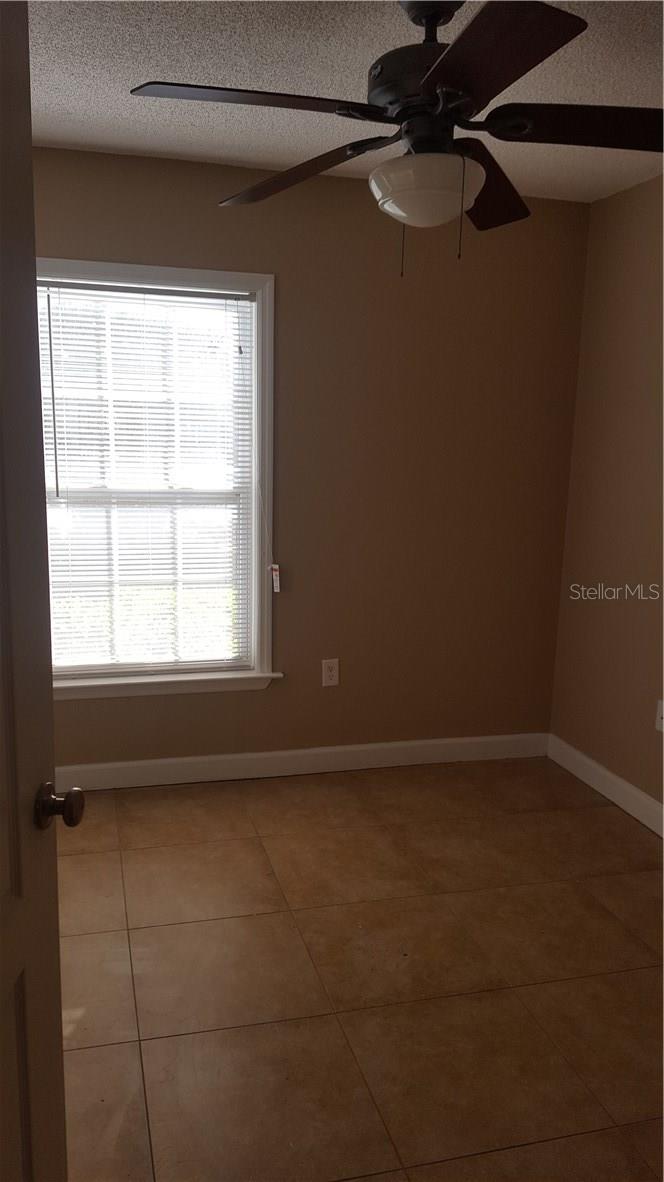 Image 6 of 32 For 2041 Dixie Belle Drive K