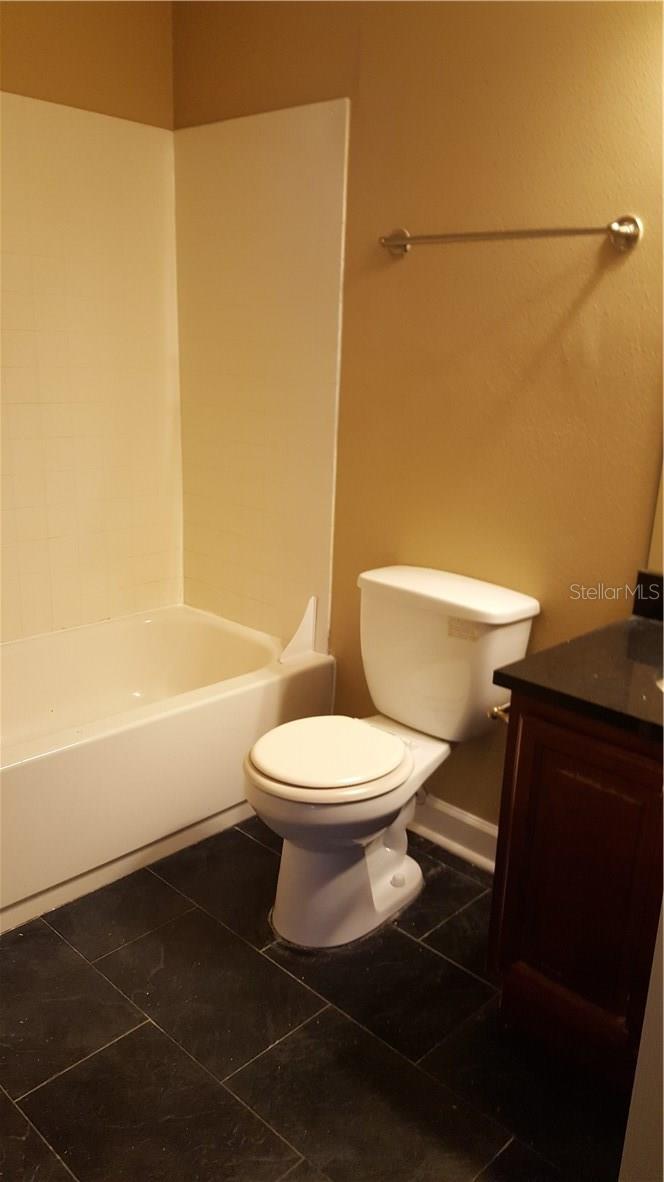 Image 9 of 32 For 2041 Dixie Belle Drive K