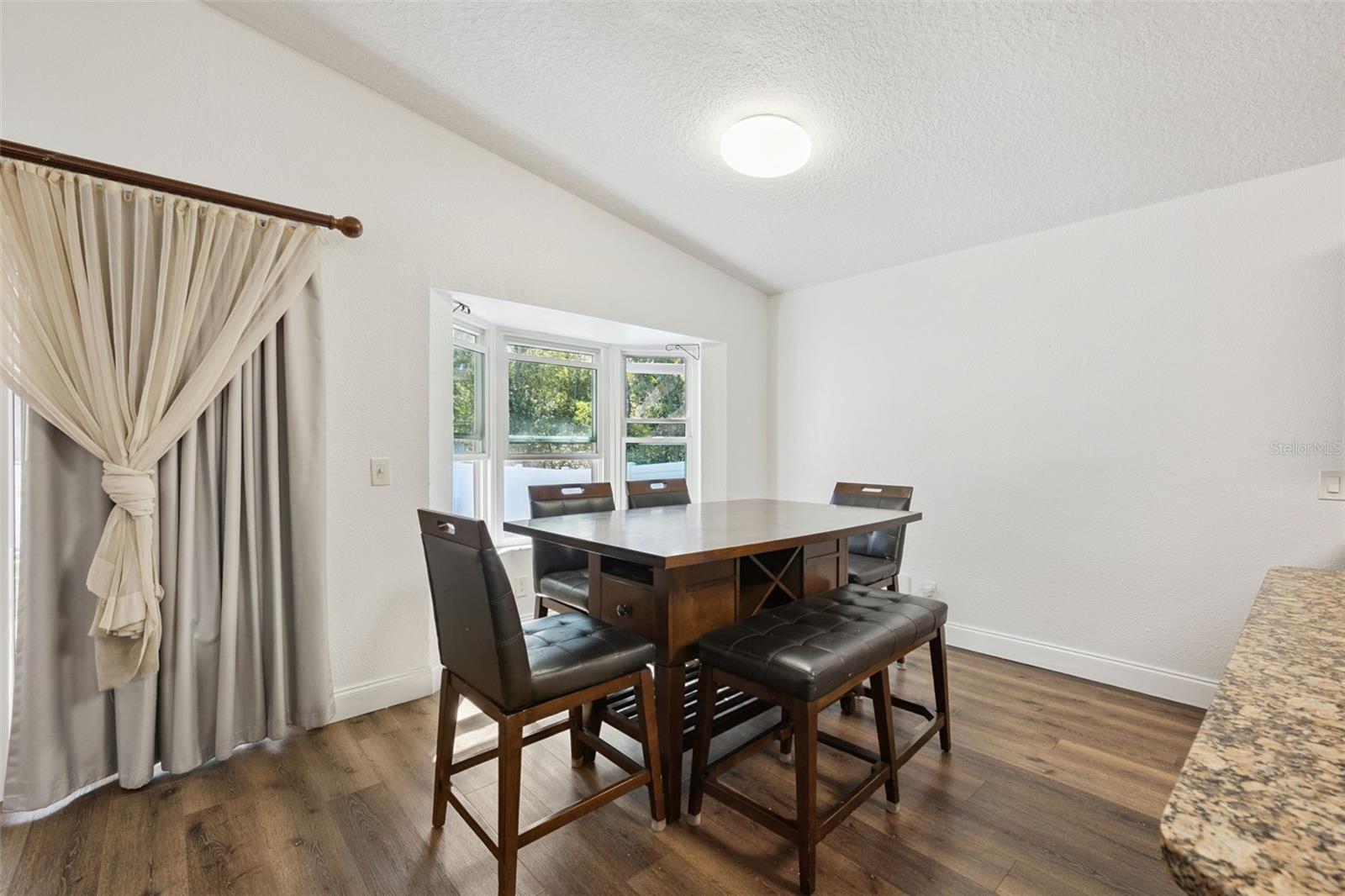 Image 9 of 34 For 2201 Chappell Court