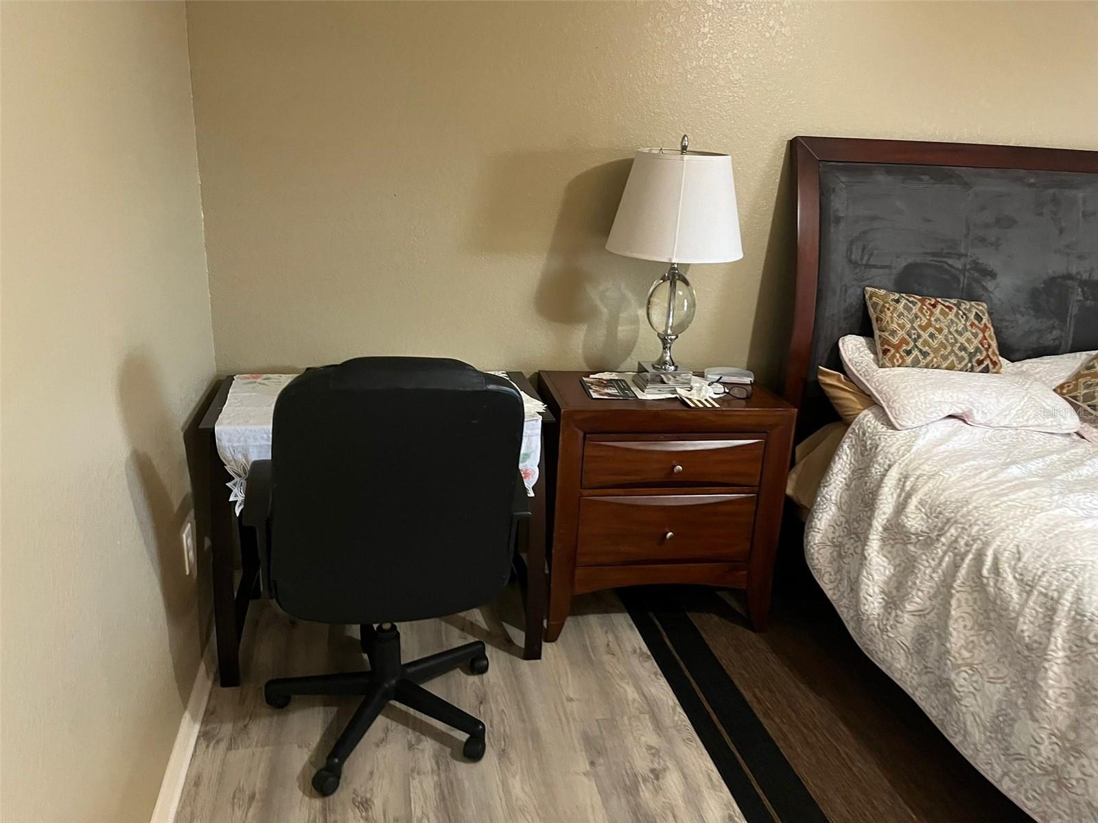 Image 17 of 31 For 3549 Manor Loop