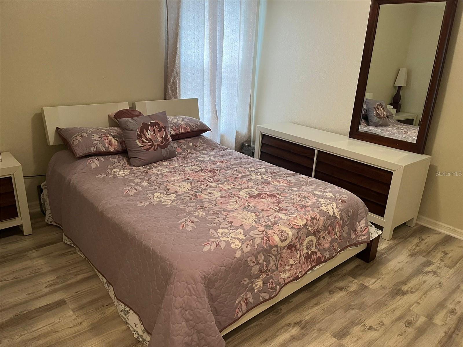 Image 8 of 31 For 3549 Manor Loop