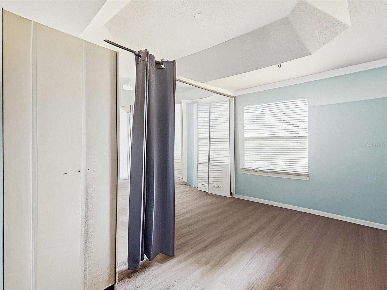 Image 21 of 35 For 2947 Langdon Lane S