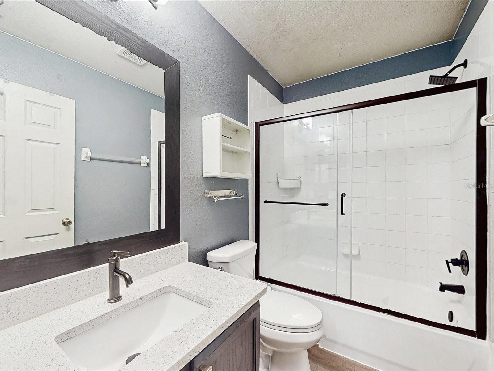 Image 26 of 35 For 2947 Langdon Lane S