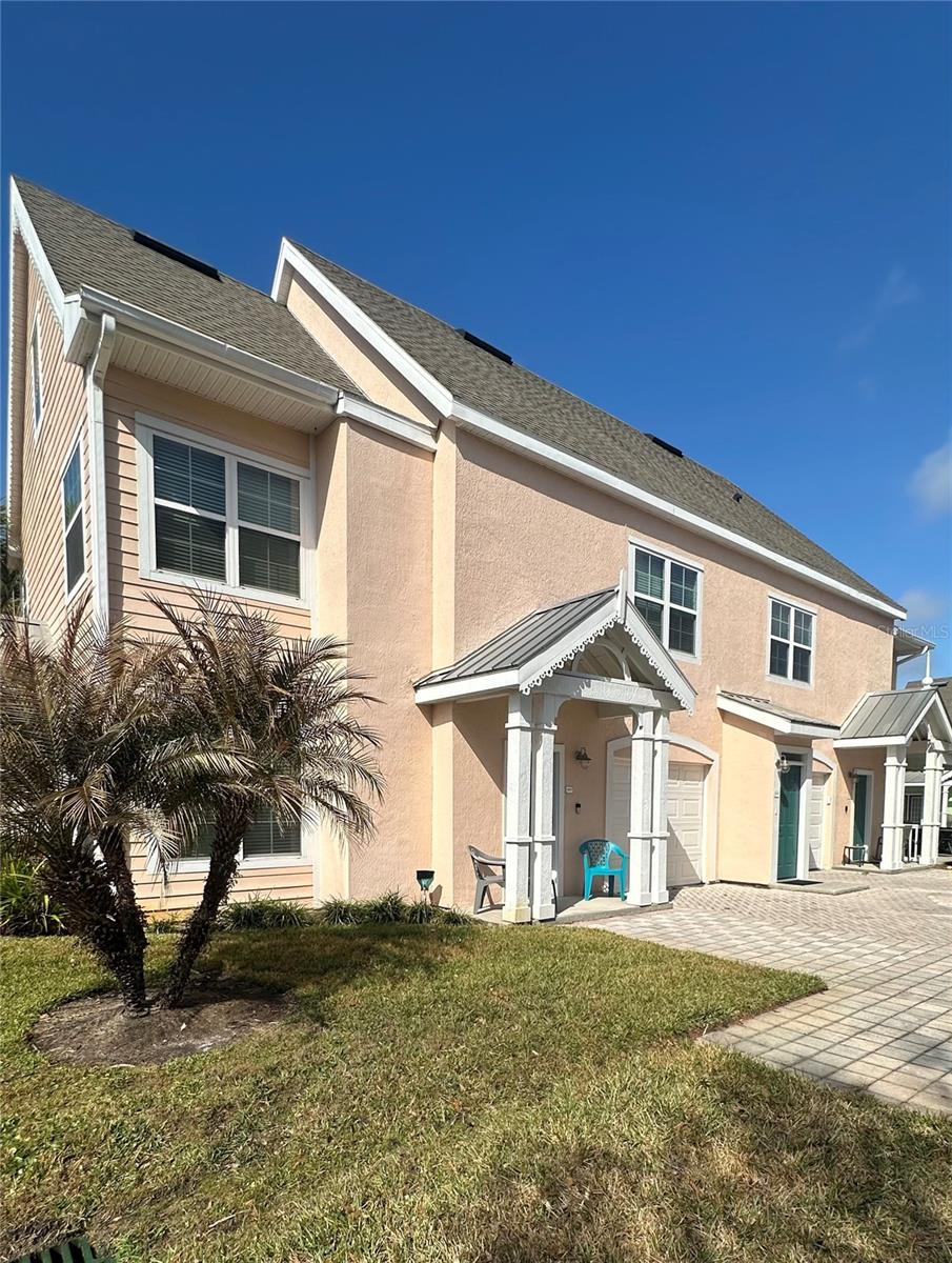 Image 4 of 27 For 5006 Mangrove Alley 201