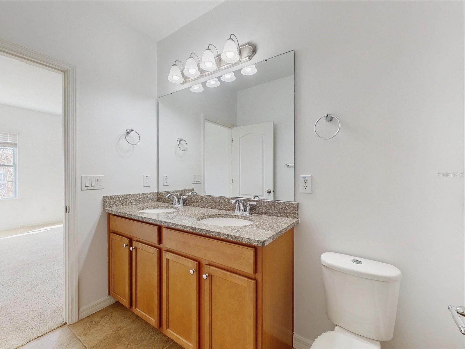 Image 22 of 32 For 7249 Shadeview Alley