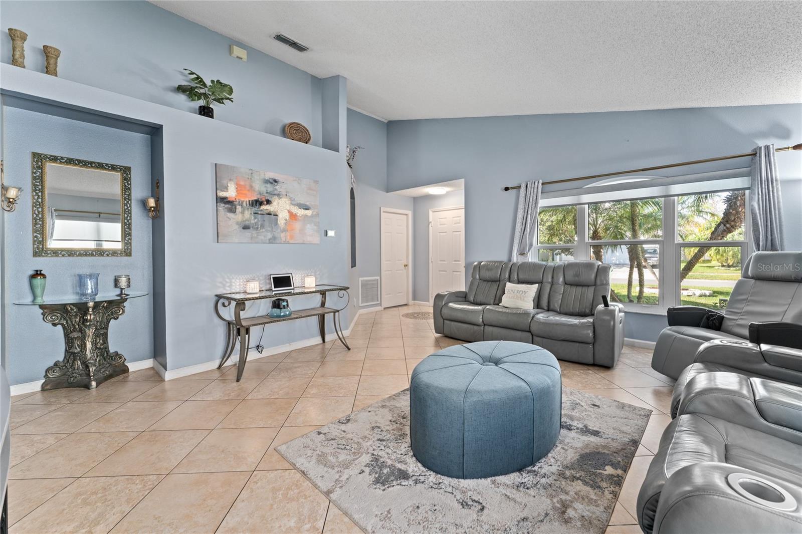 Image 8 of 29 For 6410 Cherry Grove Circle