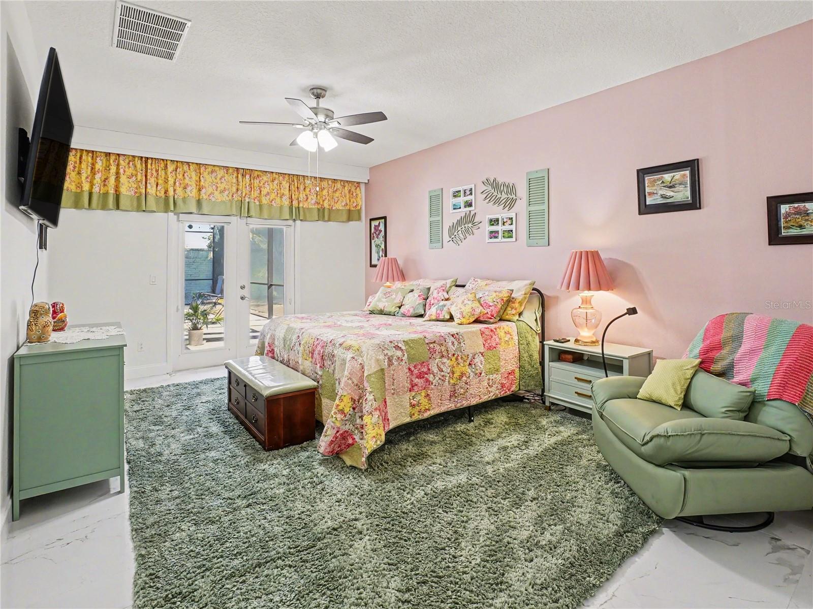 Image 9 of 39 For 2260 Pickford Circle