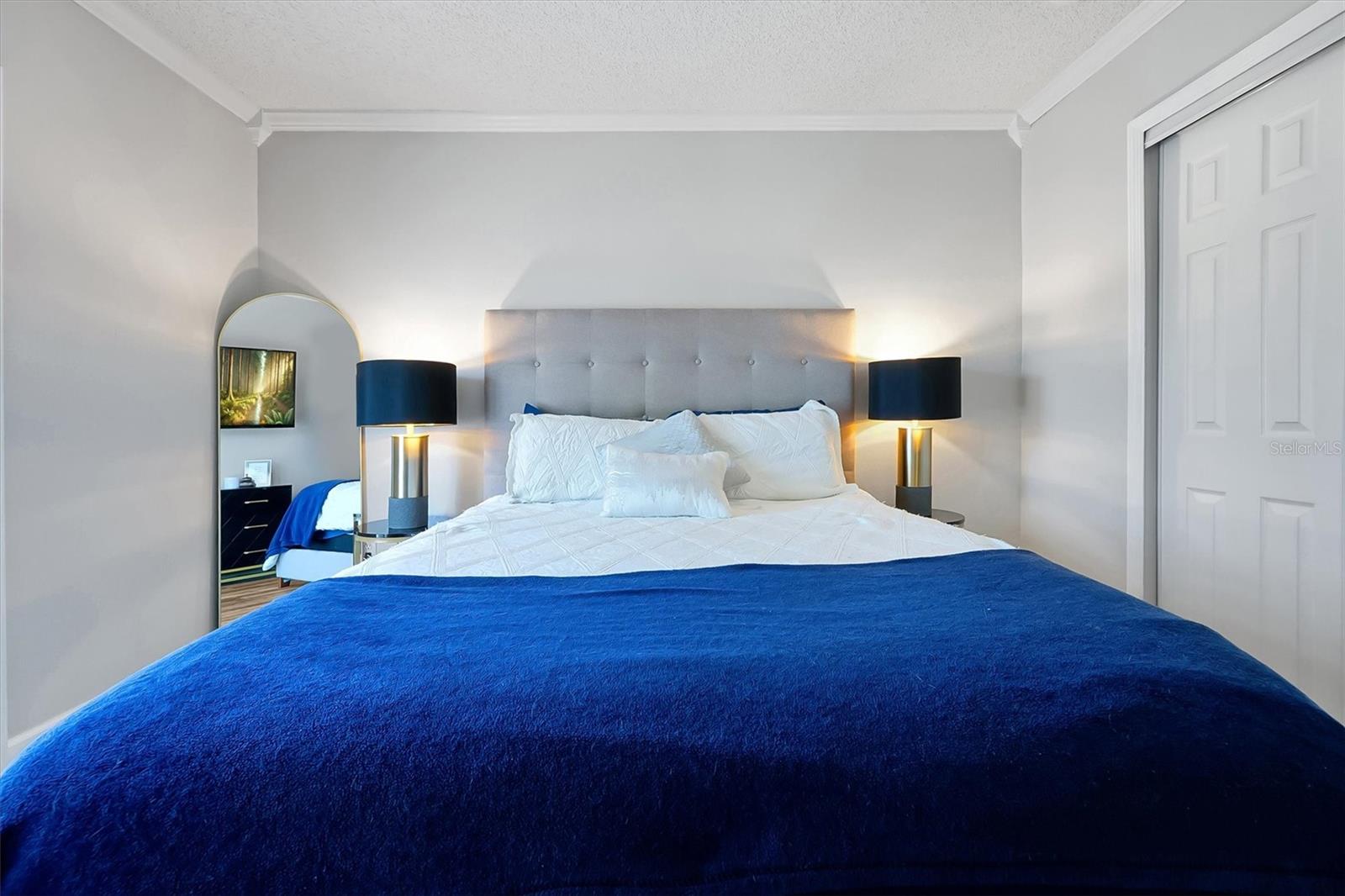 Image 20 of 61 For 2781 Sun Key Place