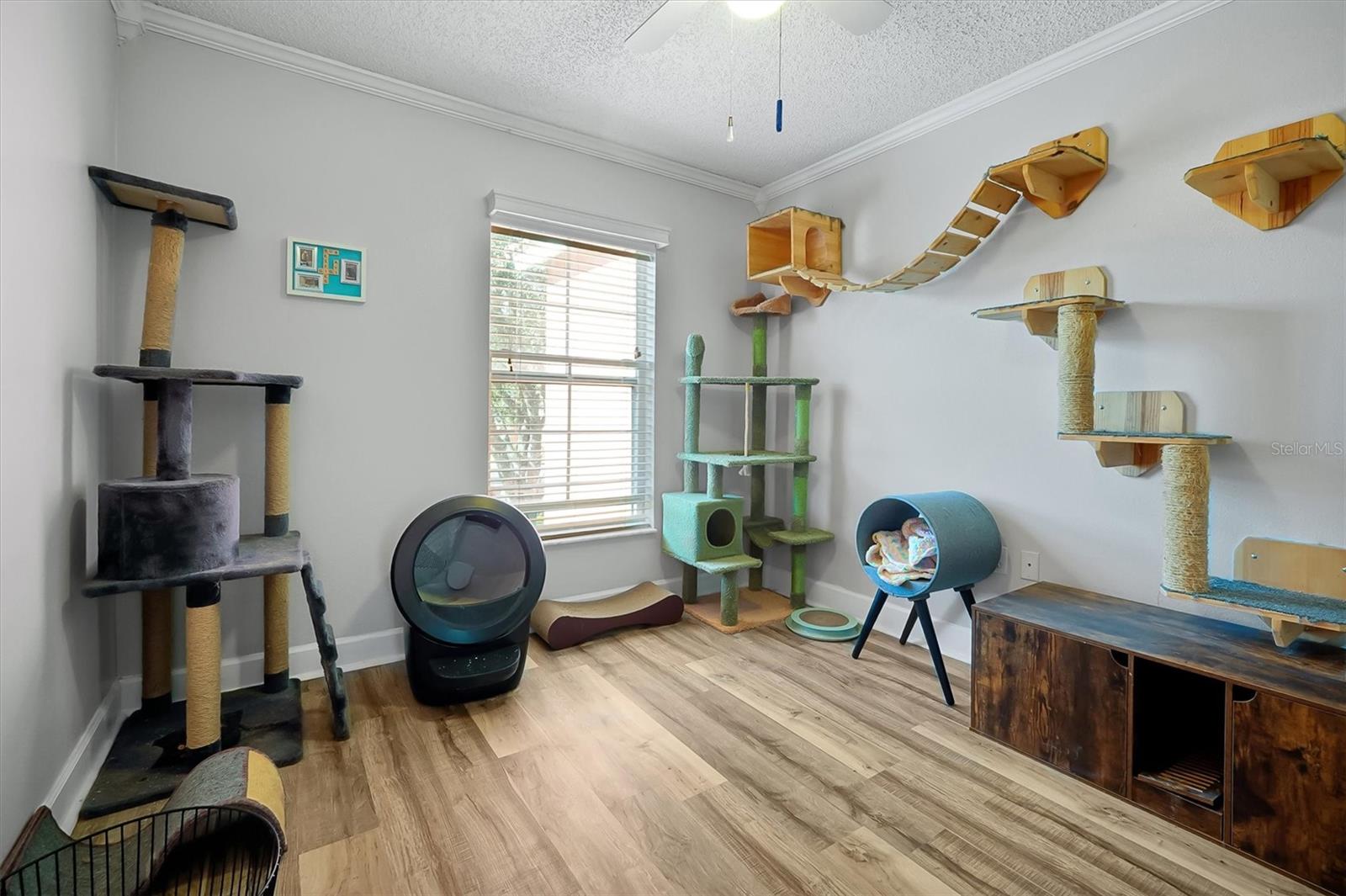 Image 31 of 61 For 2781 Sun Key Place