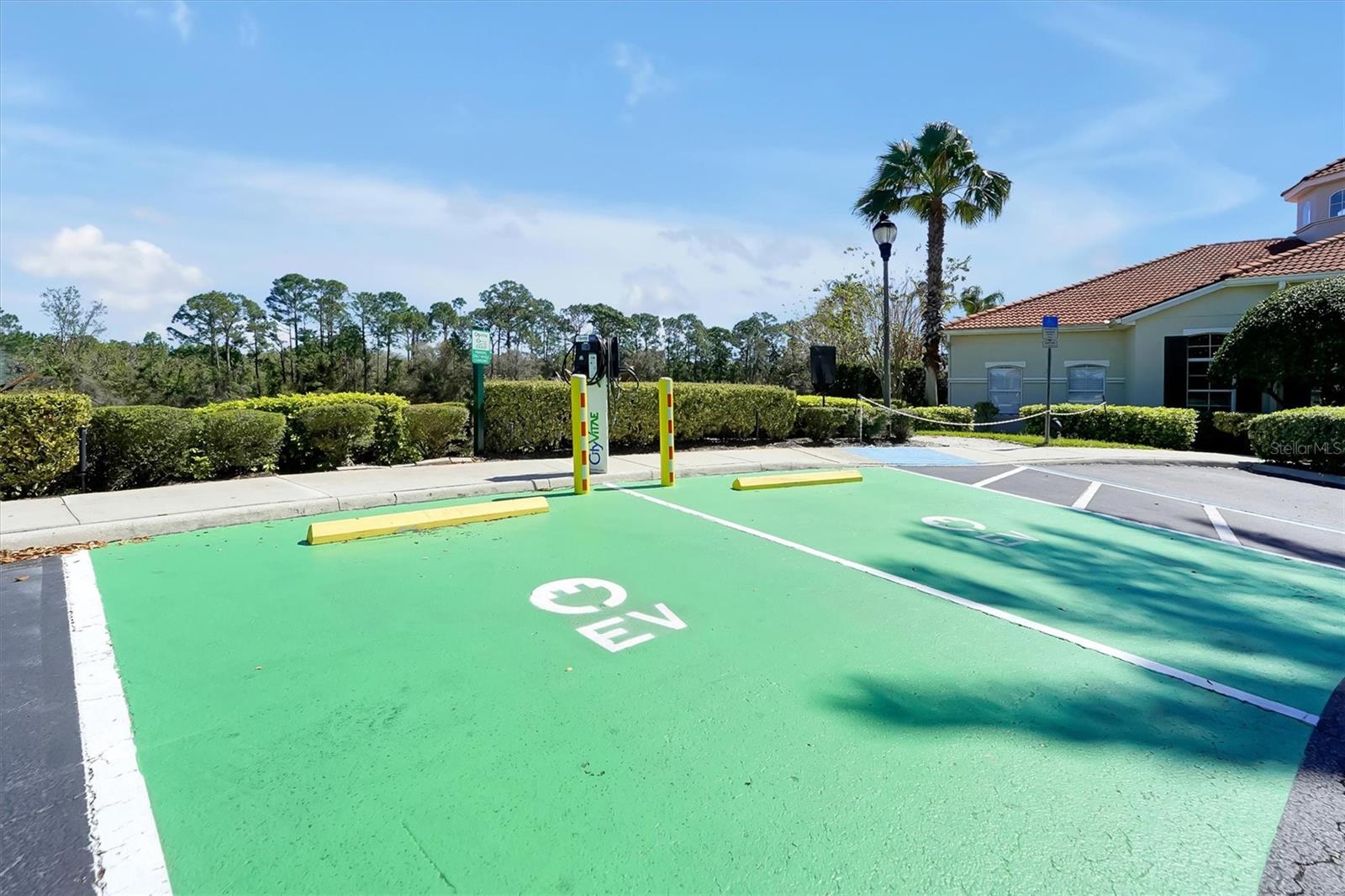 Image 55 of 61 For 2781 Sun Key Place