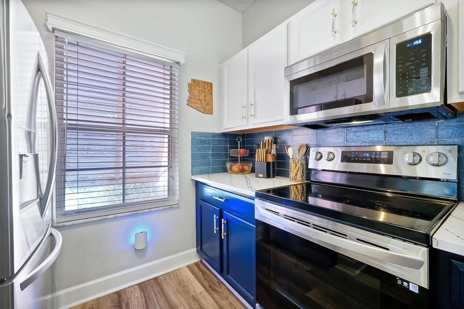 Image 8 of 61 For 2781 Sun Key Place