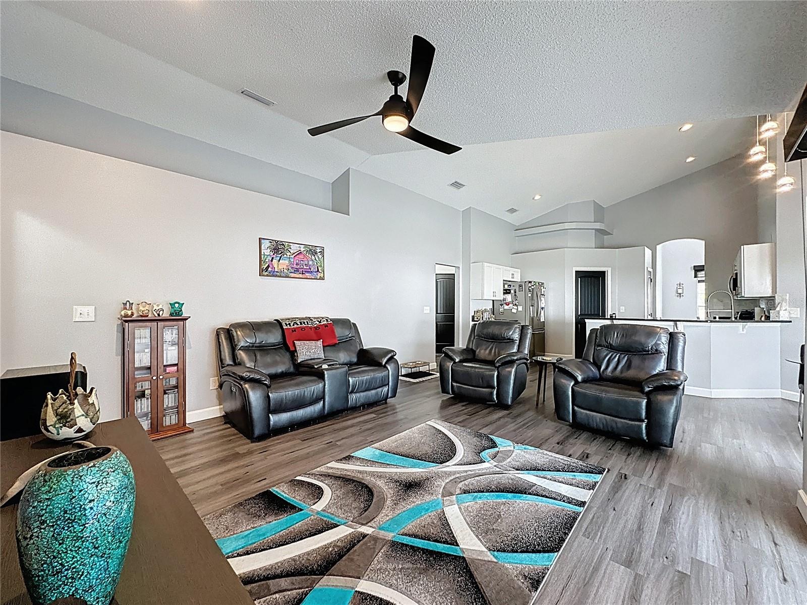 Image 14 of 91 For 1932 Southern Dunes Boulevard