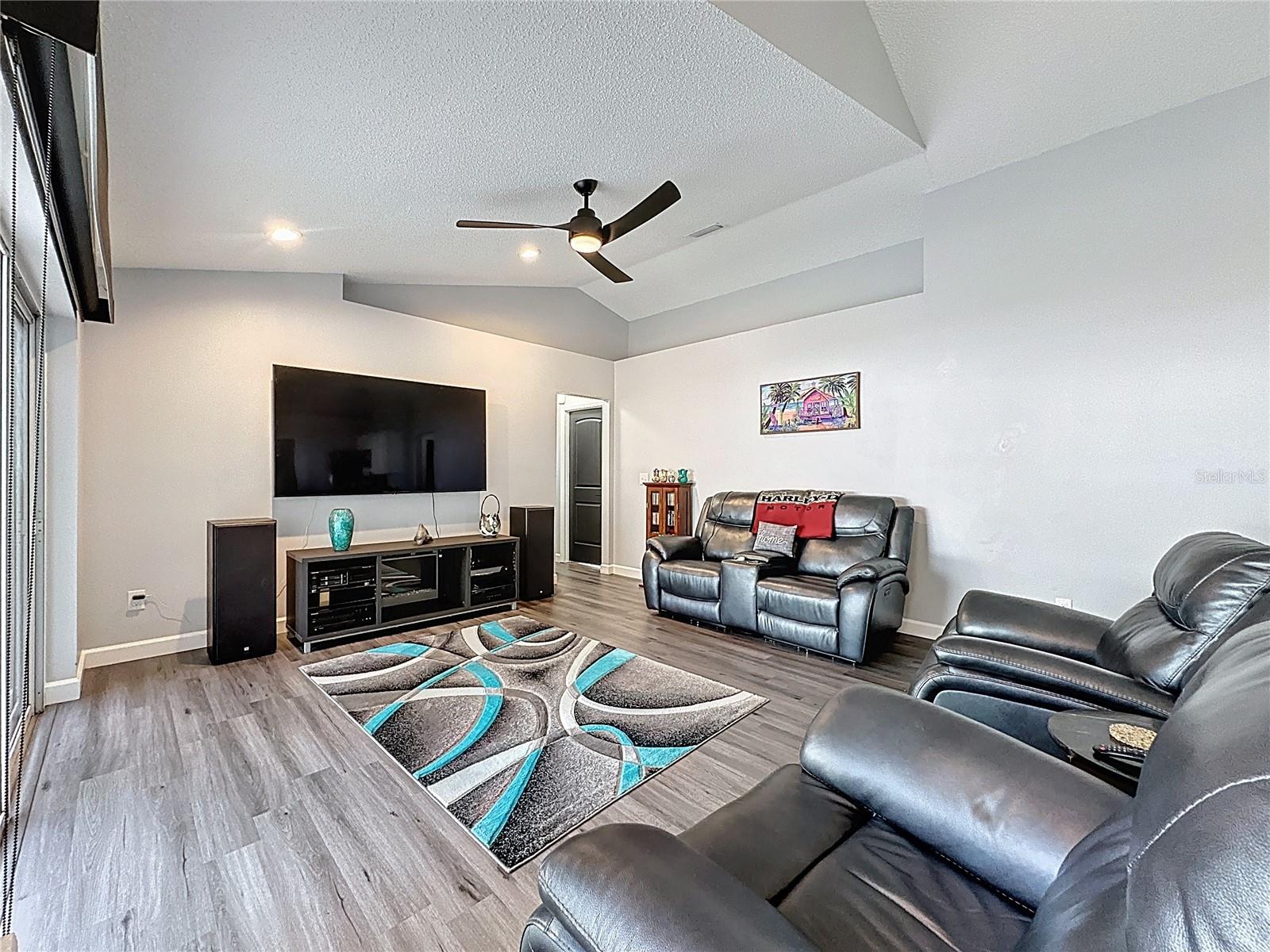 Image 16 of 91 For 1932 Southern Dunes Boulevard