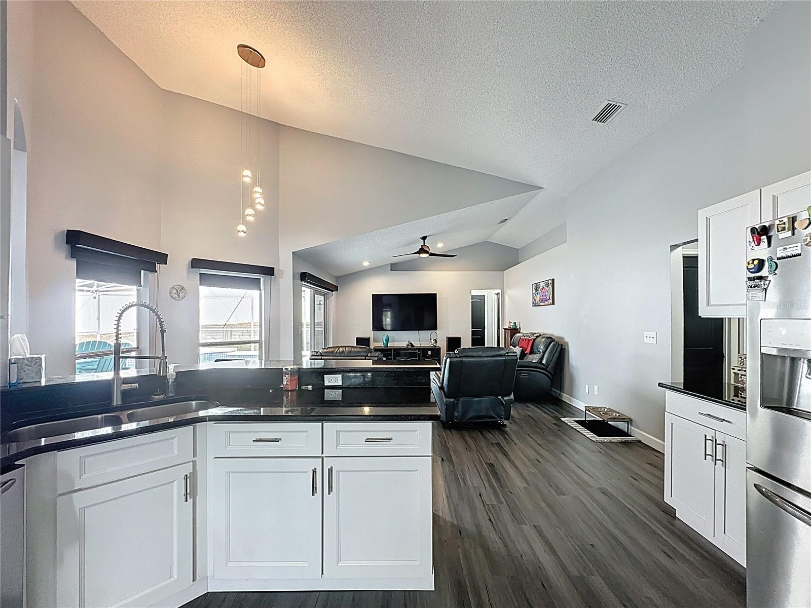 Image 20 of 91 For 1932 Southern Dunes Boulevard