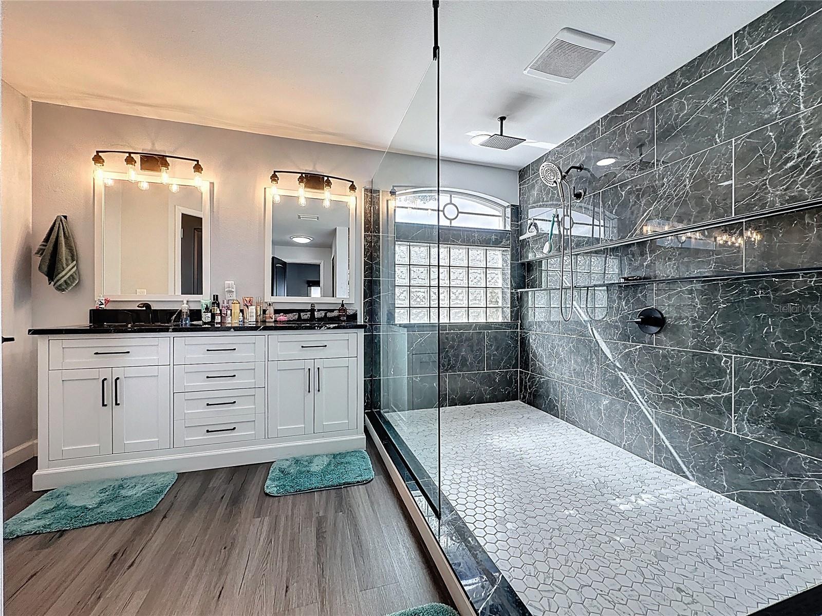 Image 37 of 91 For 1932 Southern Dunes Boulevard