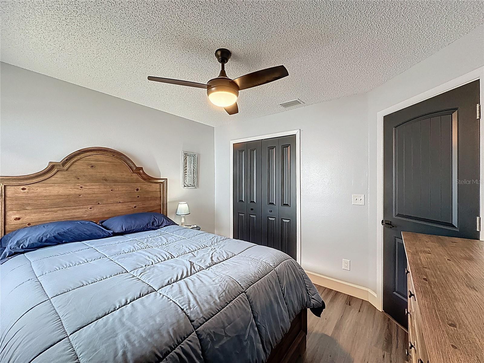 Image 46 of 91 For 1932 Southern Dunes Boulevard