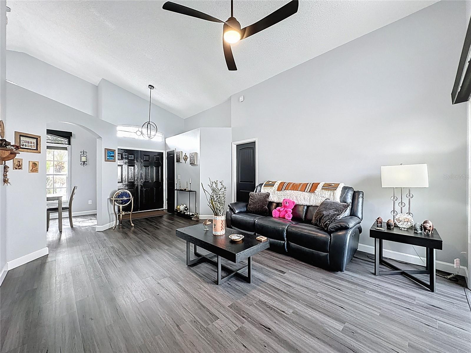 Image 7 of 91 For 1932 Southern Dunes Boulevard